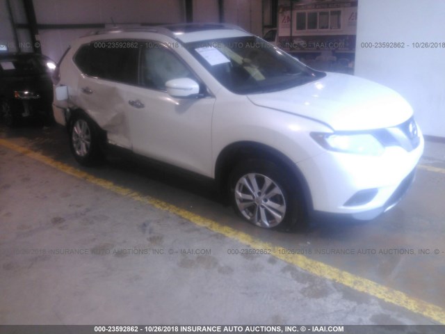 5N1AT2MV2FC769857 - 2015 NISSAN ROGUE S/SL/SV WHITE photo 1