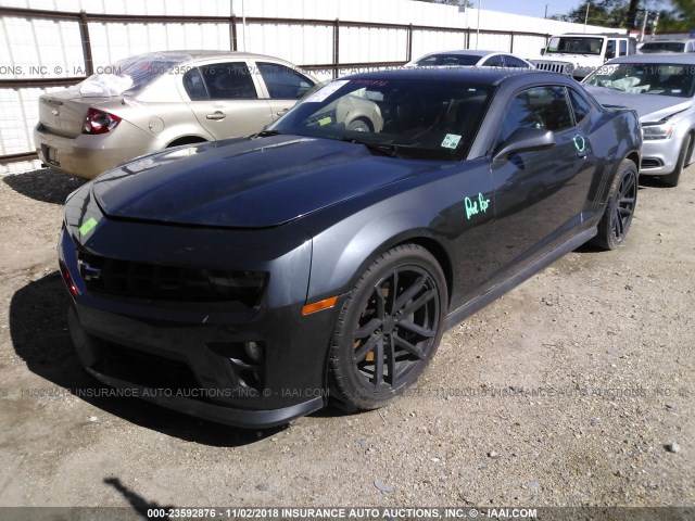 2G1FK1EJ5B9147430 - 2011 CHEVROLET CAMARO 2SS BLACK photo 2