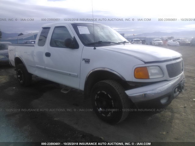 2FTRX18W84CA45705 - 2004 FORD F-150 HERITAGE CLASSIC WHITE photo 1