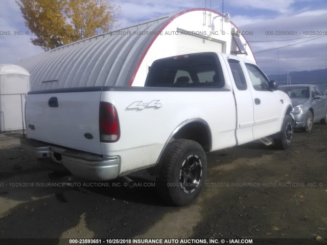 2FTRX18W84CA45705 - 2004 FORD F-150 HERITAGE CLASSIC WHITE photo 4