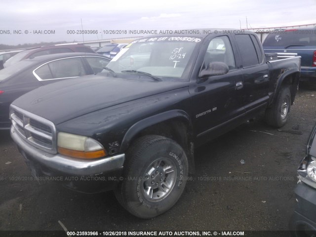 1B7GG2AN0YS734475 - 2000 DODGE DAKOTA QUAD BLACK photo 2