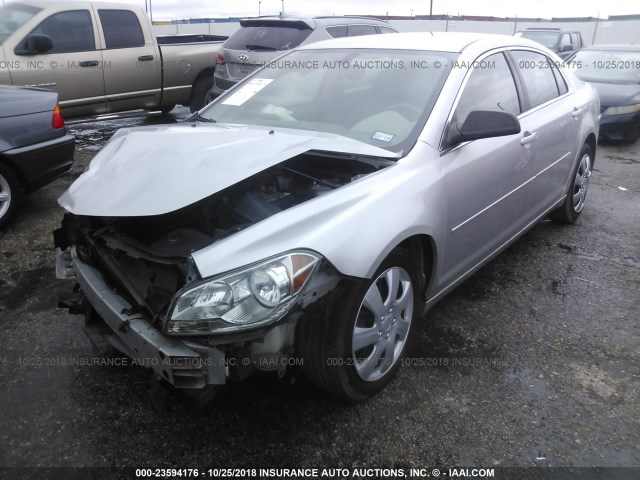 1G1ZA5E00CF383930 - 2012 CHEVROLET MALIBU LS 银色 照片 2