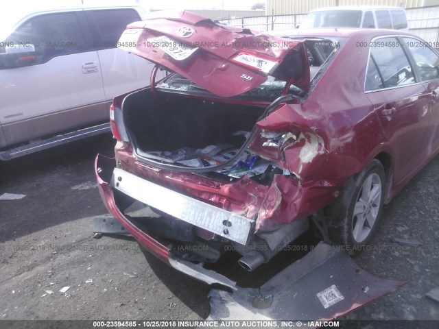 4T1BF1FK1EU747785 - 2014 TOYOTA CAMRY L/SE/LE/XLE Qırmızı foto 6