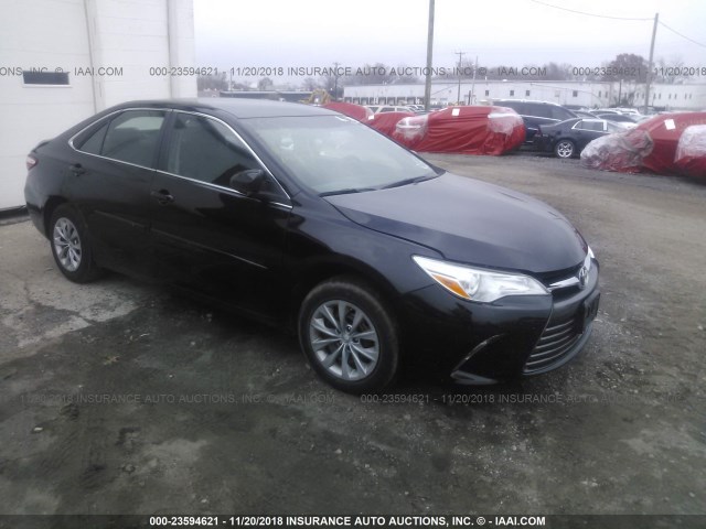 4T1BF1FK3GU161706 - 2016 TOYOTA CAMRY LE/XLE/SE/XSE BLACK photo 1