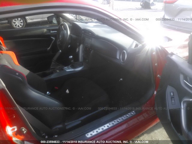 JF1ZNAA13D2700567 - 2013 TOYOTA SCION FR-S RED photo 5