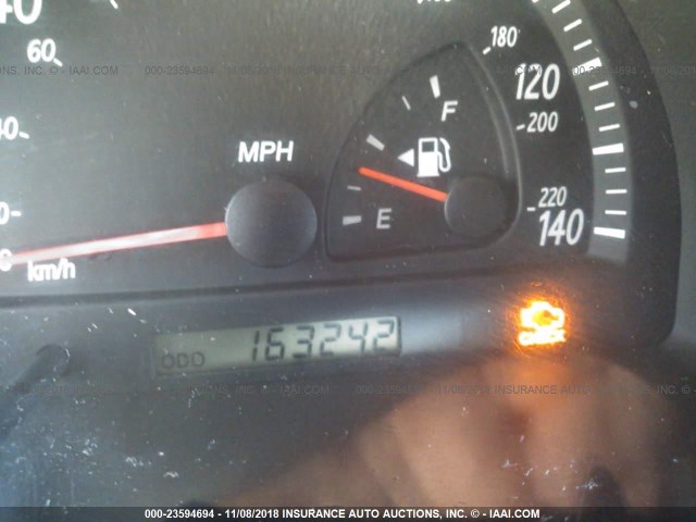 4T1BF30K52U032301 - 2002 TOYOTA CAMRY LE/XLE/SE SILVER photo 7