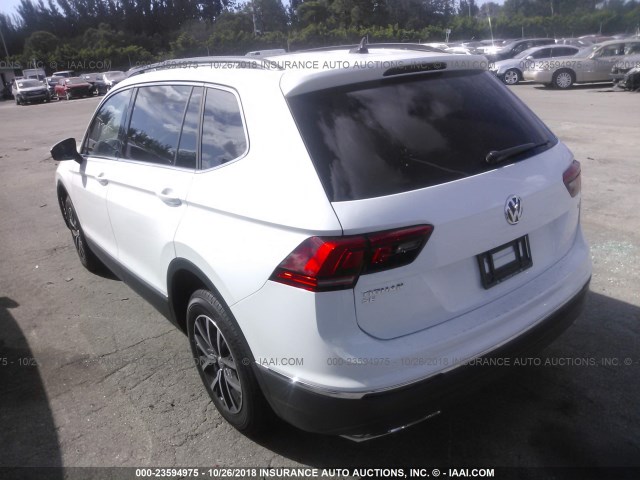 3VV3B7AX5JM192818 - 2018 VOLKSWAGEN TIGUAN SE/SEL WHITE photo 3