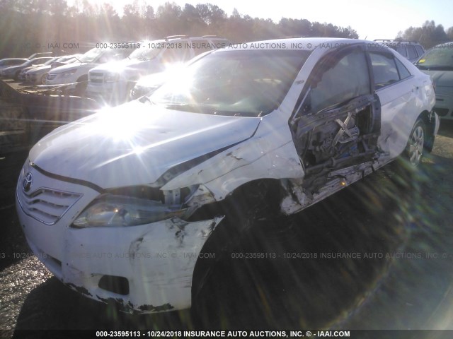 4T1BF3EK9AU535269 - 2010 TOYOTA CAMRY SE/LE/XLE WHITE photo 2