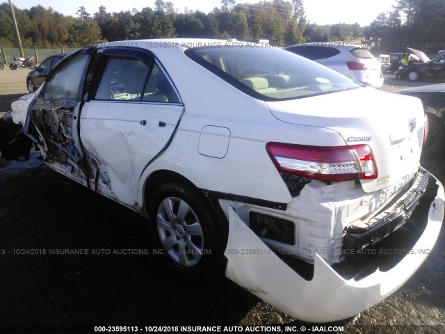 4T1BF3EK9AU535269 - 2010 TOYOTA CAMRY SE/LE/XLE WHITE photo 3