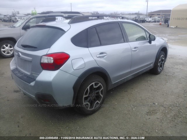 JF2GPAKC1H8204425 - 2017 SUBARU CROSSTREK LIMITED SILVER photo 4