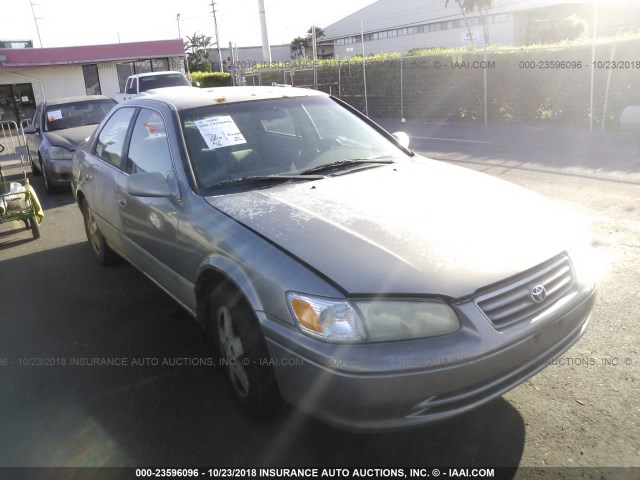 JT2BG22K910571849 - 2001 TOYOTA CAMRY CE/LE/XLE SILVER photo 1