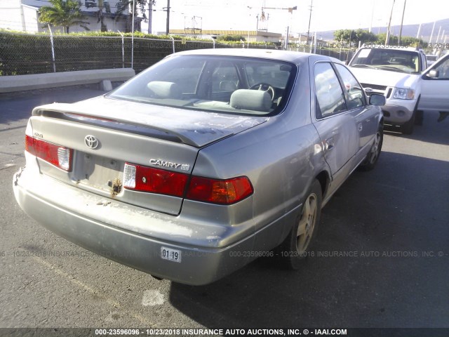 JT2BG22K910571849 - 2001 TOYOTA CAMRY CE/LE/XLE SILVER photo 4