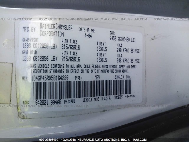 1D4GP45RX5B164220 - 2005 DODGE CARAVAN SXT WHITE photo 9