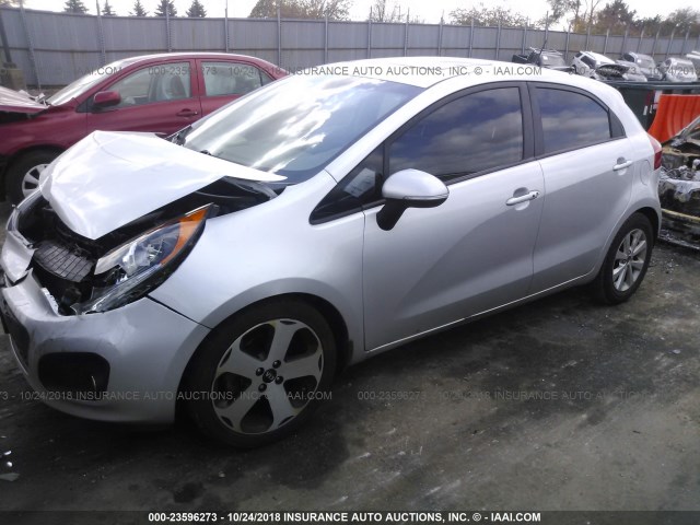 KNADN5A39E6351810 - 2014 KIA RIO EX SILVER photo 2