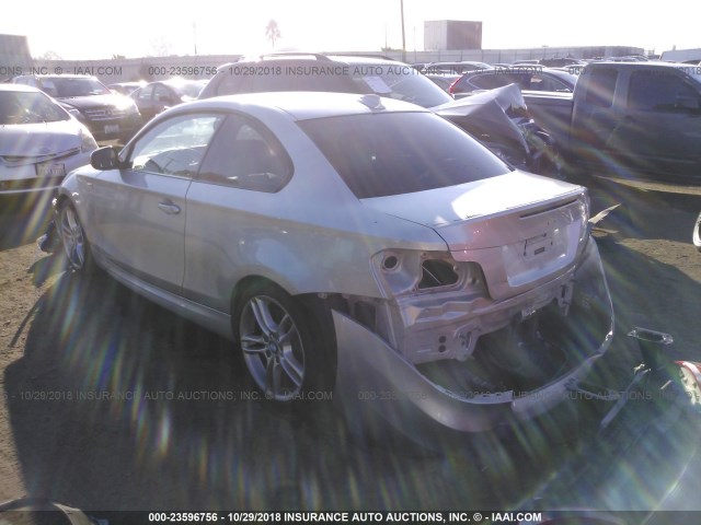 WBAUC9C57CVM11825 - 2012 BMW 135 I SILVER photo 3