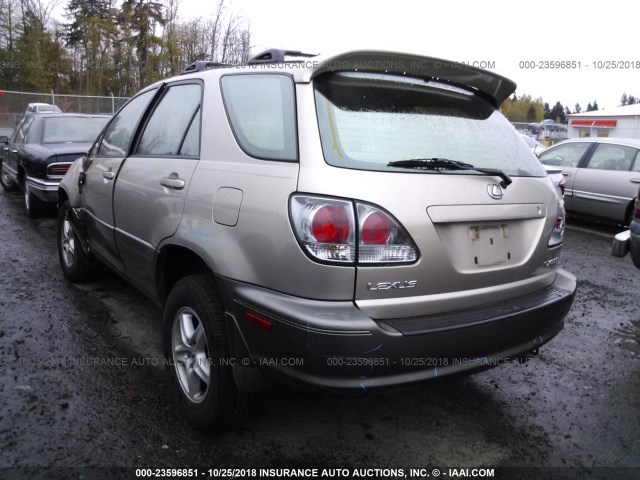 JTJHF10UX20287521 - 2002 LEXUS RX 300 BROWN photo 3