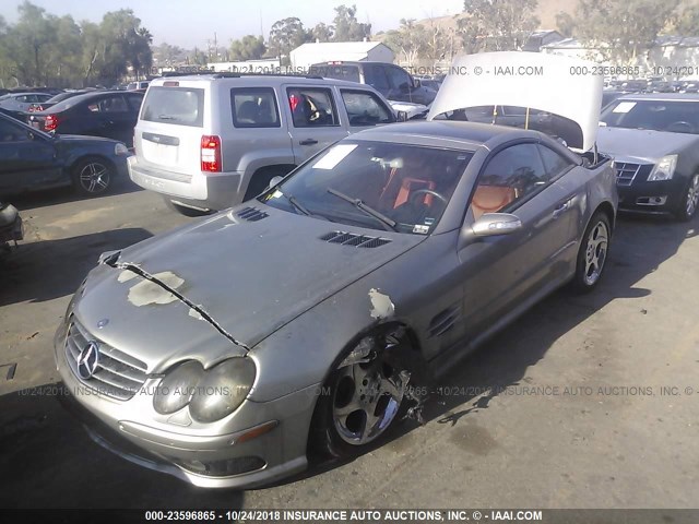 WDBSK75F34F081389 - 2004 MERCEDES-BENZ SL 500 SILVER photo 2