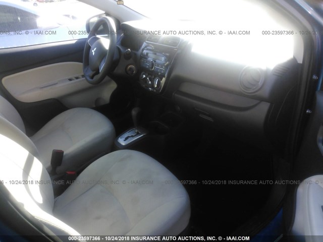 ML32F3FJ5HHF17841 - 2017 MITSUBISHI MIRAGE G4 ES ლურჯი ფოტო 5