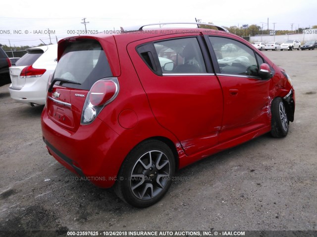 KL8CF6S90FC727889 - 2015 CHEVROLET SPARK 2LT RED photo 4