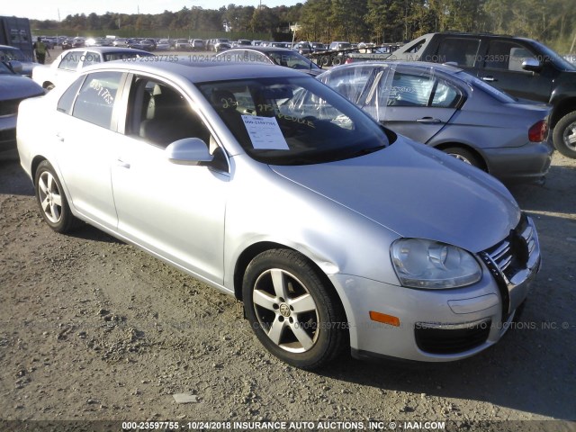 3VWRZ71K88M190593 - 2008 VOLKSWAGEN JETTA SE/SEL SILVER photo 1