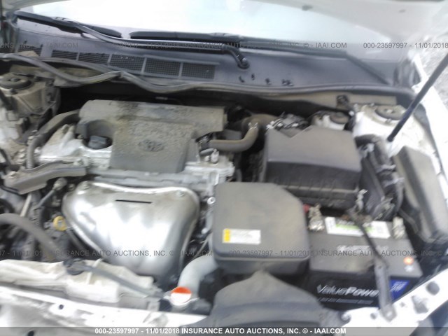 4T1BF1FK6GU181822 - 2016 TOYOTA CAMRY LE/XLE/SE/XSE WHITE photo 10