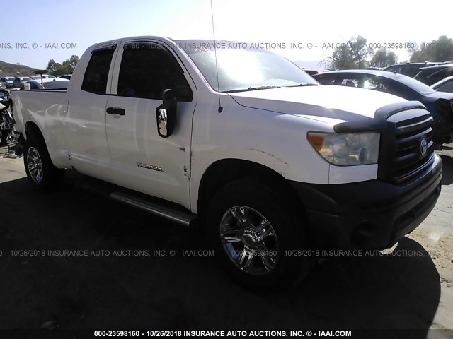 5TFUM5F1XAX009137 - 2010 TOYOTA TUNDRA DOUBLE CAB SR5 WHITE photo 1