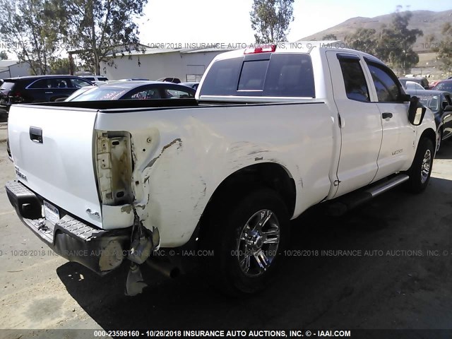 5TFUM5F1XAX009137 - 2010 TOYOTA TUNDRA DOUBLE CAB SR5 WHITE photo 4