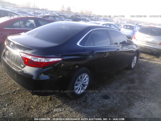 4T4BF1FK7FR459504 - 2015 TOYOTA CAMRY LE/XLE/SE/XSE BLACK photo 4
