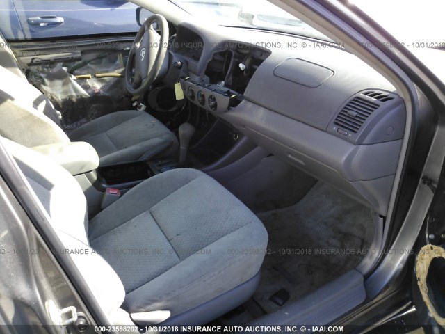4T1BE32K54U890760 - 2004 TOYOTA CAMRY LE/XLE/SE GRAY photo 5