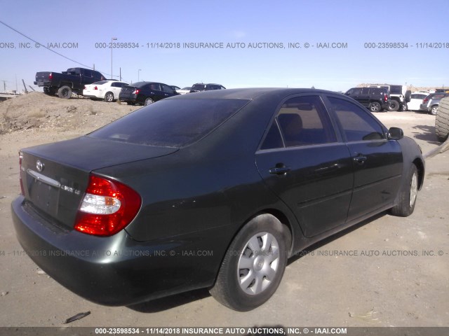 JTDBE32K230199440 - 2003 TOYOTA CAMRY LE/XLE GREEN photo 4