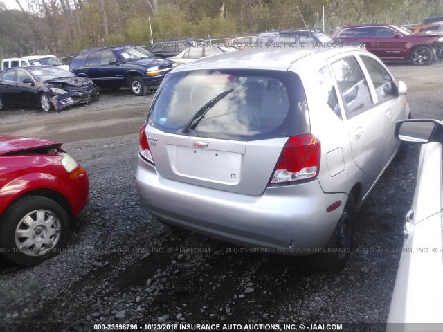 KL1TD62644B160924 - 2004 CHEVROLET AVEO SILVER photo 4