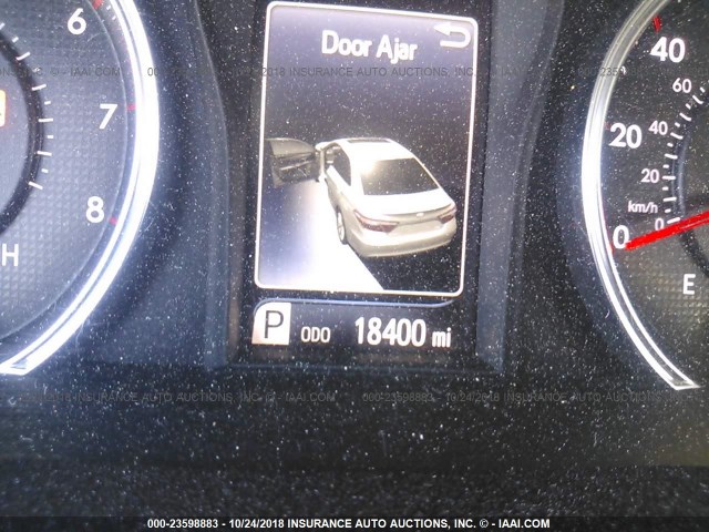 4T1BF1FK5HU657849 - 2017 TOYOTA CAMRY LE/XLE/SE/XSE WHITE photo 7