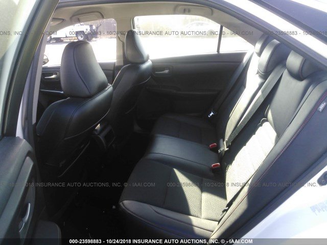 4T1BF1FK5HU657849 - 2017 TOYOTA CAMRY LE/XLE/SE/XSE WHITE photo 8