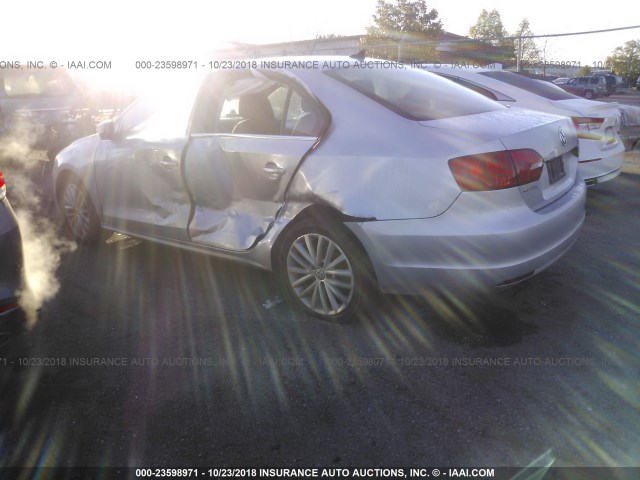 3VWLZ7AJXBM307630 - 2011 VOLKSWAGEN JETTA SEL SILVER photo 3