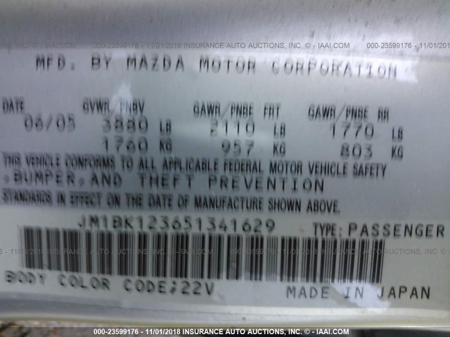 JM1BK123651341629 - 2005 MAZDA 3 S SILVER photo 9