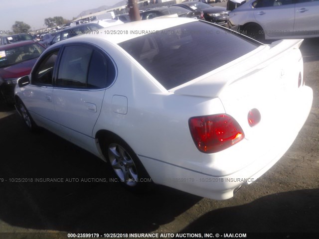 JT8BD69SX50205223 - 2005 LEXUS GS 300 WHITE photo 3