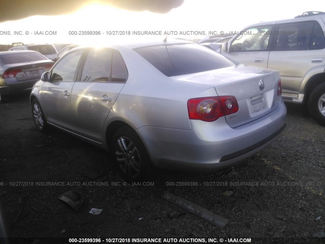 3VWHG71K47M099823 - 2007 VOLKSWAGEN JETTA 2.5 SILVER photo 3