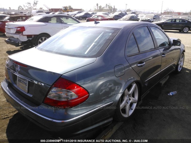 WDBUF72X18B267729 - 2008 MERCEDES-BENZ E 550 GRAY photo 4