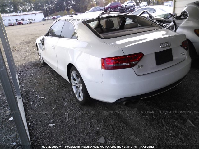 WAULFAFR6CA043406 - 2012 AUDI A5 PREMIUM PLUS WHITE photo 3