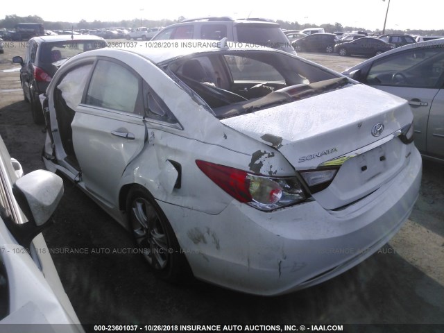 5NPEC4AC6BH254976 - 2011 HYUNDAI SONATA SE/LIMITED WHITE photo 3