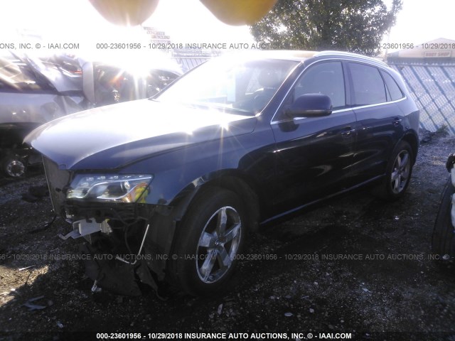 WA1LKAFP1AA112197 - 2010 AUDI Q5 PREMIUM PLUS BLUE photo 2