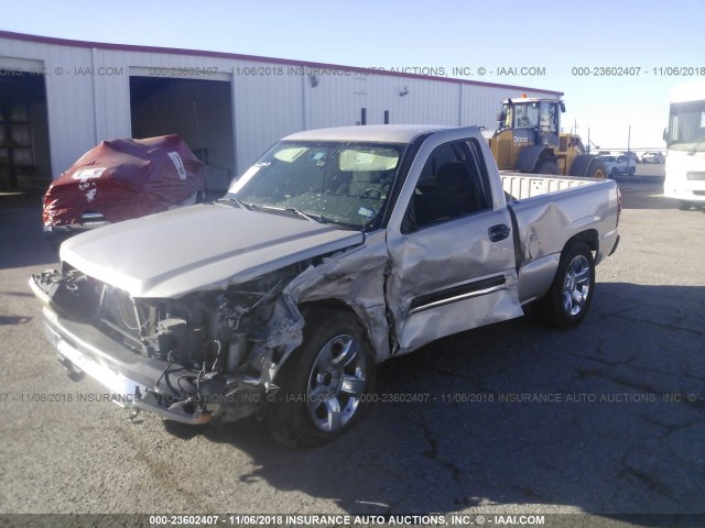 1GCEC14X95Z299274 - 2005 CHEVROLET SILVERADO C1500 Pewter photo 2