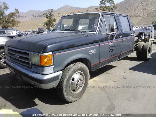 2FTJW35M2MCB00602 - 1991 FORD F350 BLACK photo 2