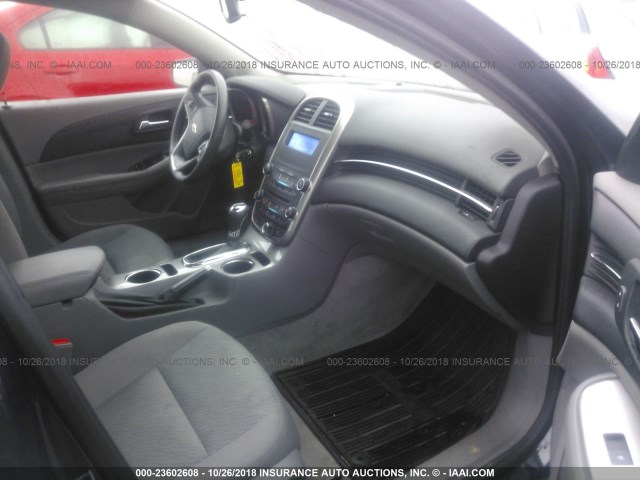 1G11B5SL8FF318689 - 2015 CHEVROLET MALIBU LS 灰色 照片 5