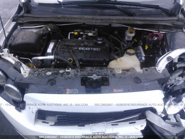 1G1JA5SH8F4117739 - 2015 CHEVROLET SONIC LS WHITE photo 10