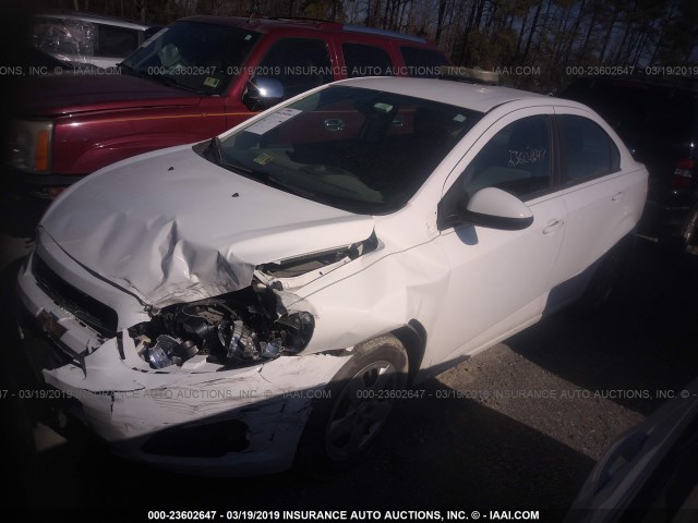 1G1JA5SH8F4117739 - 2015 CHEVROLET SONIC LS WHITE photo 2