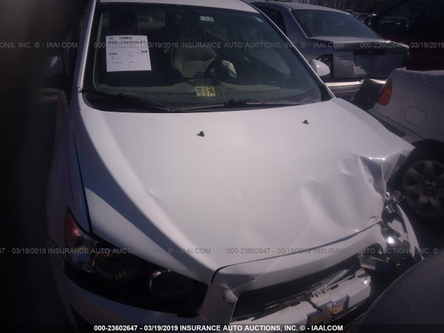 1G1JA5SH8F4117739 - 2015 CHEVROLET SONIC LS WHITE photo 6