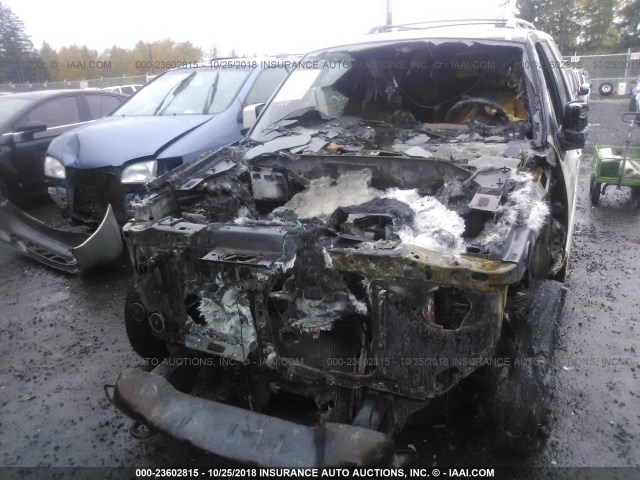 5LMFU27545LJ06736 - 2005 LINCOLN NAVIGATOR Ақ фото 6