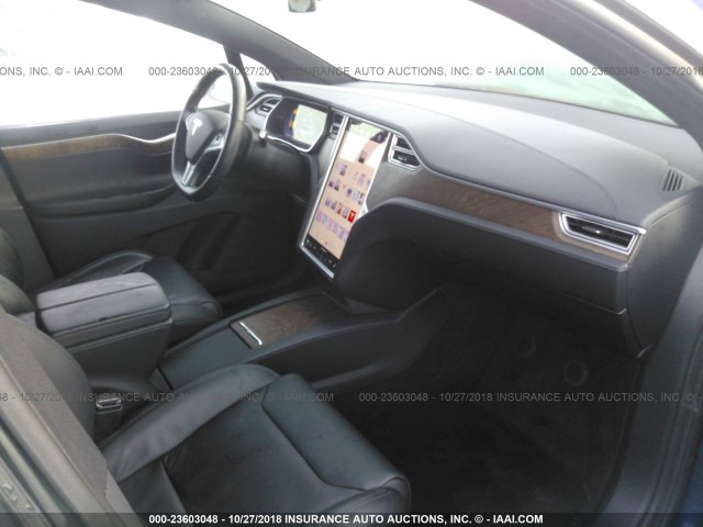 5YJXCBE29GF018794 - 2016 TESLA MODEL X BLUE photo 5