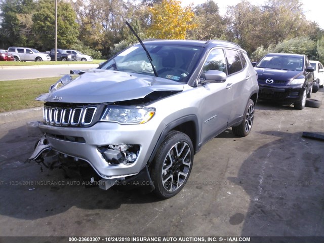 3C4NJDCB4JT262647 - 2018 JEEP COMPASS LIMITED SILVER photo 2